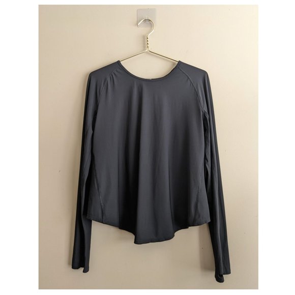 Lululemon Play Off The Pleats Long Sleeve - Picture 5 of 9